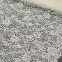 Franse kant ivory met parels