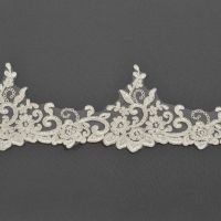 Randgarnering couture kant 10cm kleur 111 ivory