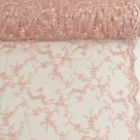Kant tule brodé kleur 920 rose