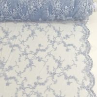 Kant tule brodé kleur 009 licht blauw grijs
