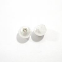 parel knoop met strassteentje ivory 9mm