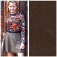Stretch leder look animal print kaki / donker groen