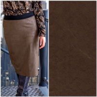 Stretch leder look animal print kaki / donker groen